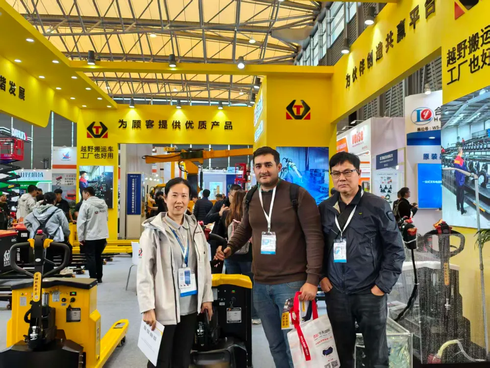 Hebei TianyuLux Electromechanical Technology Co., Ltd. představuje na CeMAT ASIA 2025, posílení globálního inteligentního skladového ekosystému s kompletním scénářem lithiového materiálu pro manipulaci
